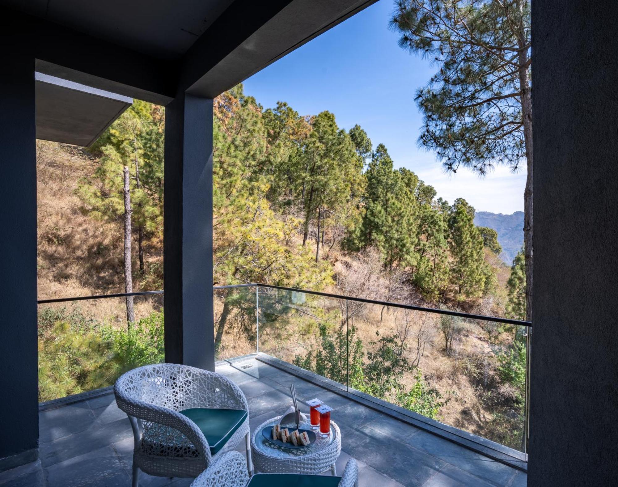 Velmore Kasauli Operated By Royal Orchid Hotel Ltd. Exterior photo