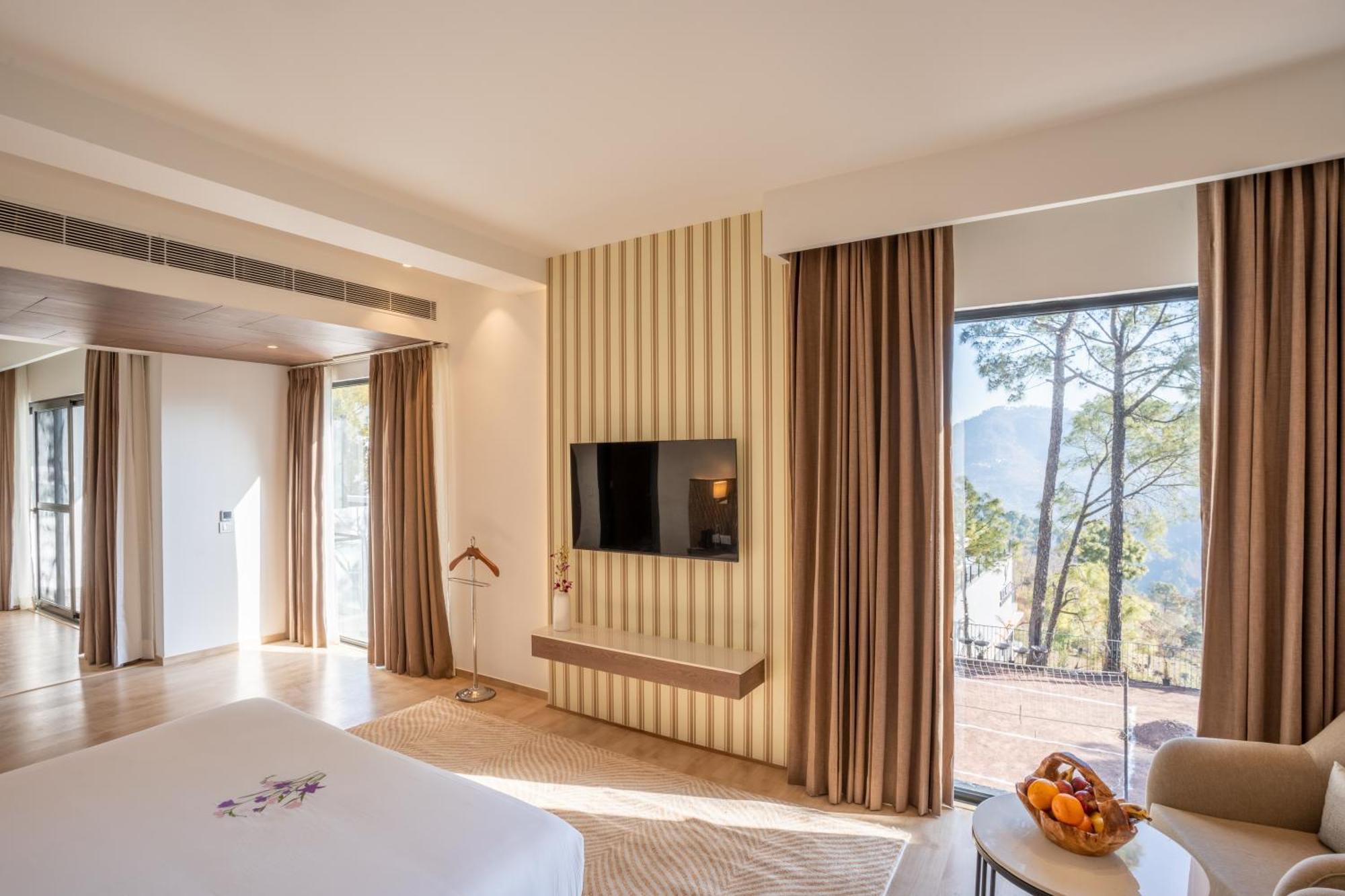 Velmore Kasauli Operated By Royal Orchid Hotel Ltd. Exterior photo