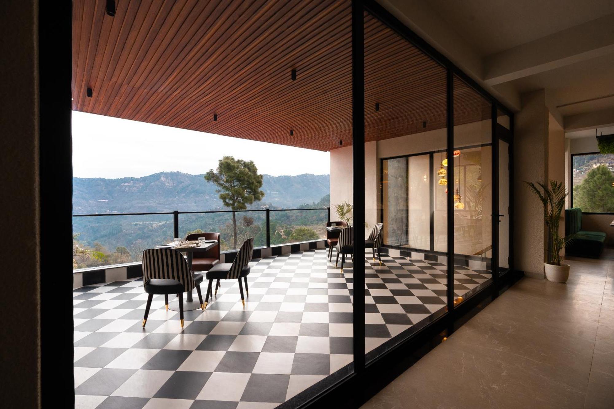 Velmore Kasauli Operated By Royal Orchid Hotel Ltd. Exterior photo